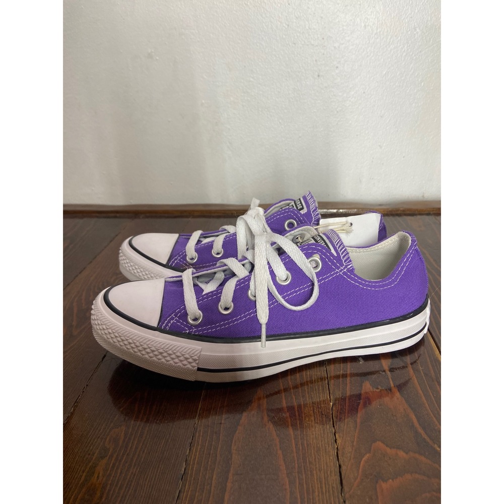 Converse Chuck Taylor All Star Low Top Purple Canvas Sneakers NWT No Box Women 6